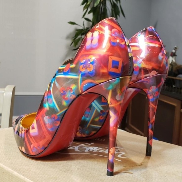 NEW Christian Louboutin Hot Chick 100mm Patent Pumps size 36 - Picture 4 of 11